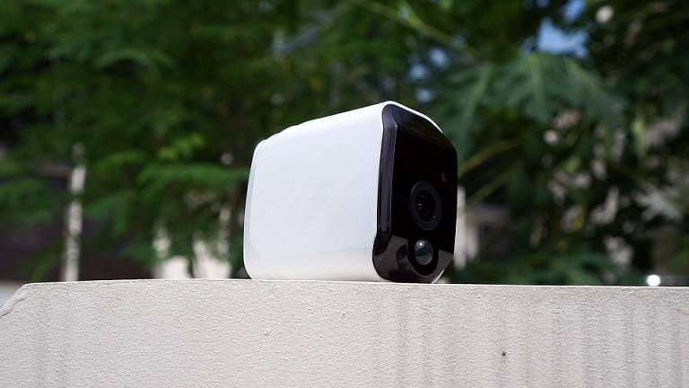 Testing The Cheapest Wire-Free Battery Powered Security Camera I Could Find