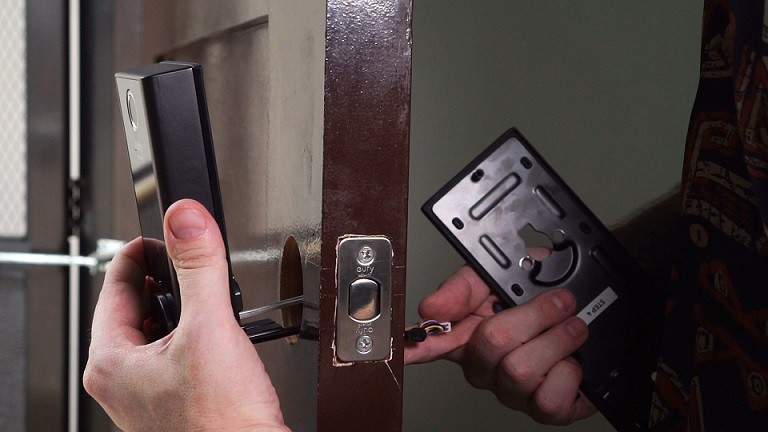 Eufy Fingerprint Smart Lock Touch Review - Is it worth buying?