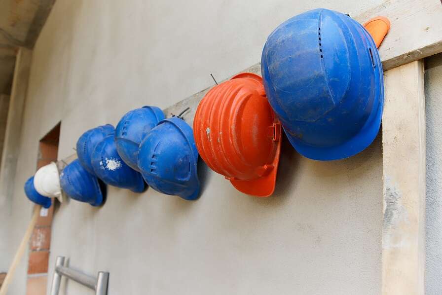 best-lift-hard-hats-in-2023-securitybros